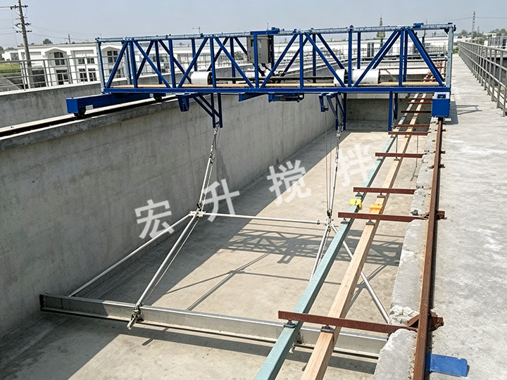 行車泵吸式刮泥機(jī)
